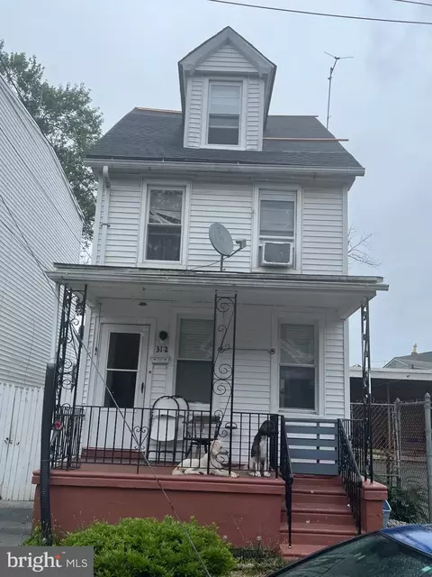 312 Broad St, Beverly, NJ 08010