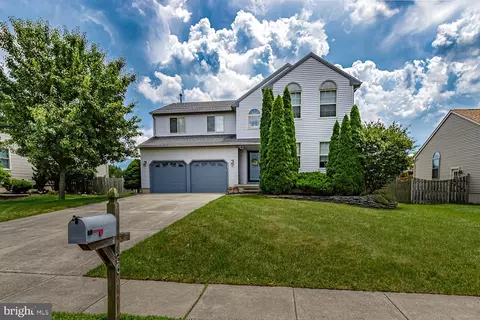 86 Springcress Dr, Delran, NJ 08075