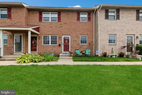 24 Eaves Mill Rd, Medford, NJ 08055