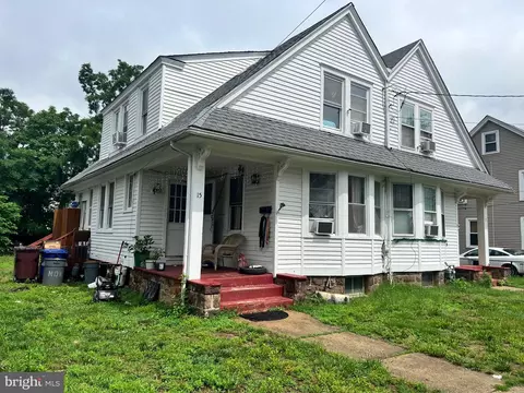 15-17 E Washington St, Riverside, NJ 08075 photo 3