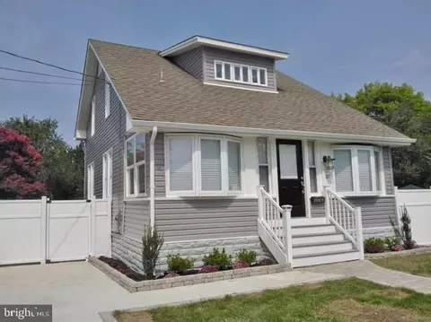 107 Sylvan St, Riverside, NJ 08075