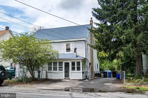 30 Mill St, Medford, NJ 08055