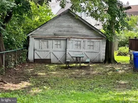44 Lee St, Delanco, NJ 08075