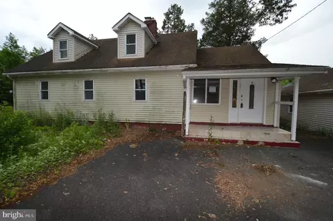 356 Magnolia Rd, Pemberton, NJ 08068