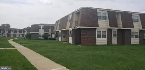 4 Florence Tollgate Apts #2, Florence, NJ 08518