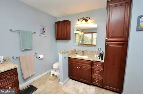 2 Periwinkle Dr, Mount Laurel, NJ 08054 photo 25
