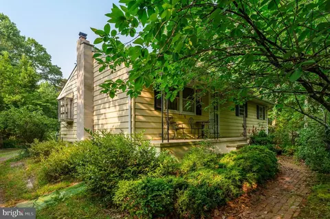 206 Hawkin Rd, Southampton, NJ 08088