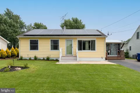 24 Willow Rd, Bordentown, NJ 08505