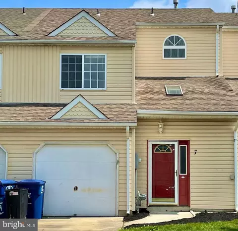 7 Cayenne Ct, Lumberton, NJ 08048