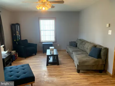 512 Harrison St, Riverside, NJ 08075 photo 4