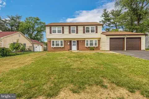 131 Toledo Ln, Willingboro, NJ 08046