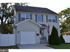 1012 Wood St, Burlington, NJ 08016