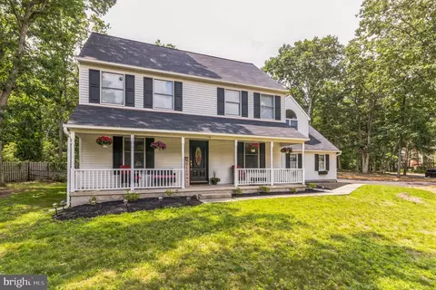114 Strawberry Dr, Shamong, NJ 08088