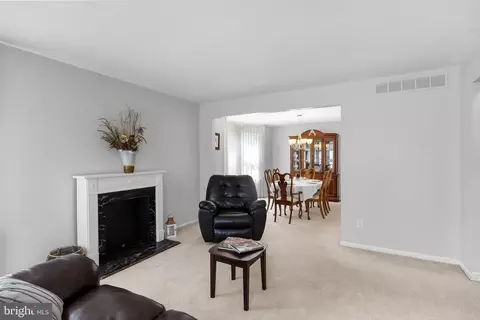 44 Springcress Dr, Delran, NJ 08075 photo 5