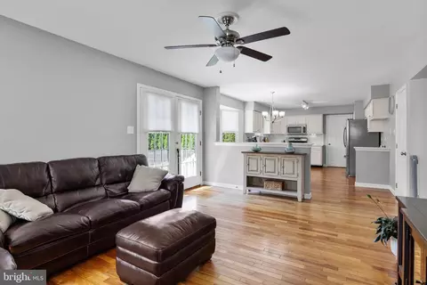 44 Springcress Dr, Delran, NJ 08075 photo 16