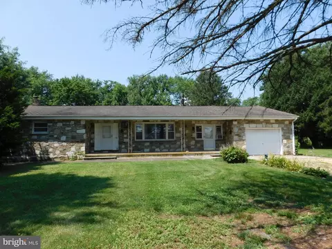 626 Orchard Way, Mount Laurel, NJ 08054