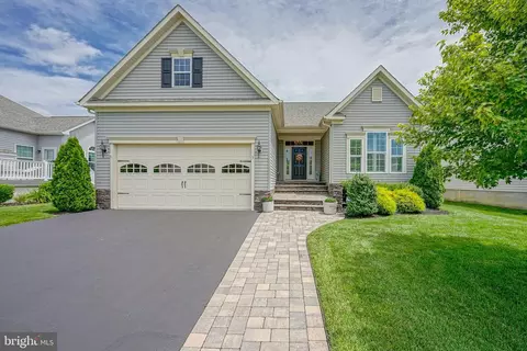 3 Michener Pl, Marlton, NJ 08053