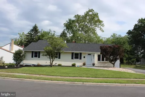 834 Drexel Ave, Delran, NJ 08075 photo 2