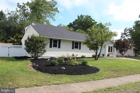 834 Drexel Ave, Delran, NJ 08075 photo 3