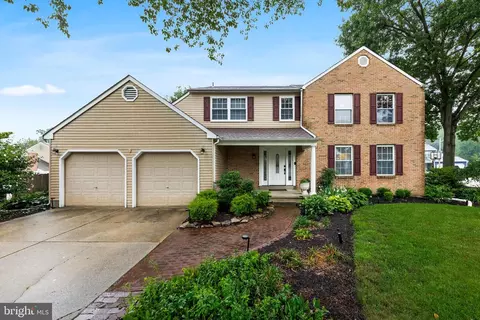 9 Wembley Ct, Mount Laurel, NJ 08054