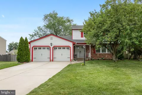 6 Elmgate Rd, Marlton, NJ 08053