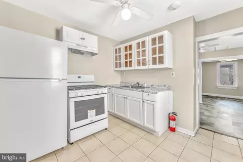 28 Rush St, Riverside, NJ 08075 photo 2