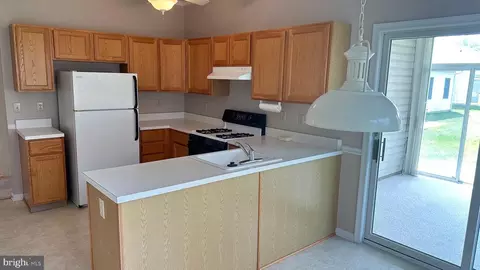 73 Cottage Ln E, Columbus, NJ 08022 photo 10