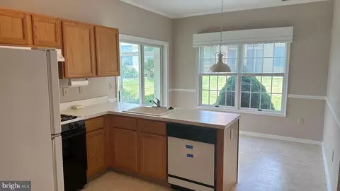 73 Cottage Ln E, Columbus, NJ 08022 photo 9