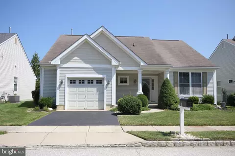 6 Violet Ct, Marlton, NJ 08053
