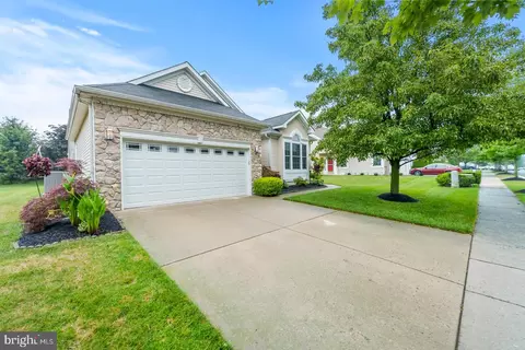 71 Ridgway, Florence, NJ 08518