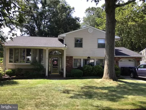 21 Purdue Dr, Riverside, NJ 08075 photo 2
