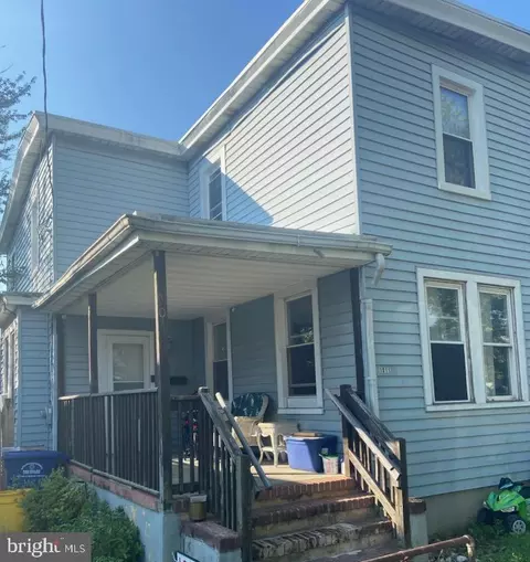 1011 W 3rd St, Florence, NJ 08518