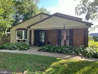 11 Richmond Pl, Willingboro, NJ 08046