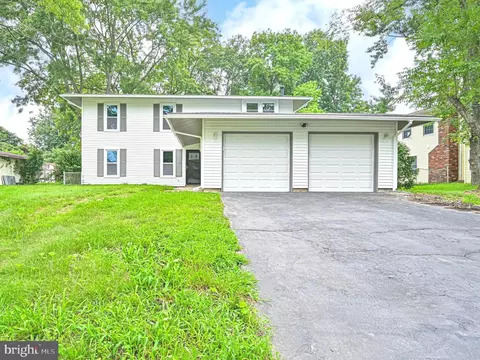 37 Nottingham Way, Mount Holly, NJ 08060