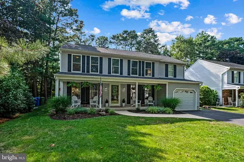 26 Masters Cir, Marlton, NJ 08053