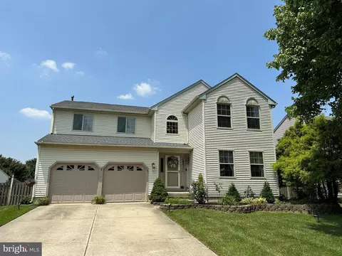 61 Springcress Dr, Delran, NJ 08075