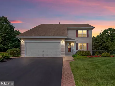 29 Quail Dr, Beverly, NJ 08010