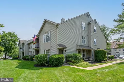 4204 Burry Port Way # b, Mount Laurel, NJ 08054