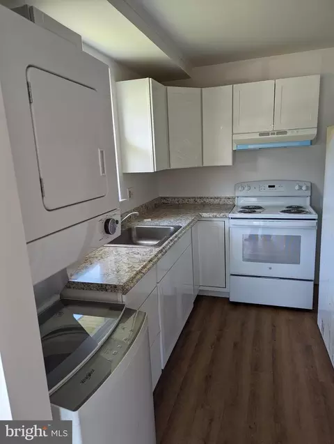 22 Florence Tollgate Pl, Florence, NJ 08518