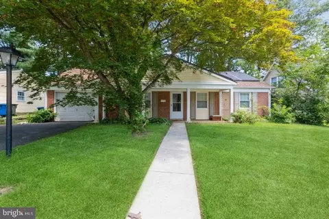 28 Essex Ln, Willingboro, NJ 08046