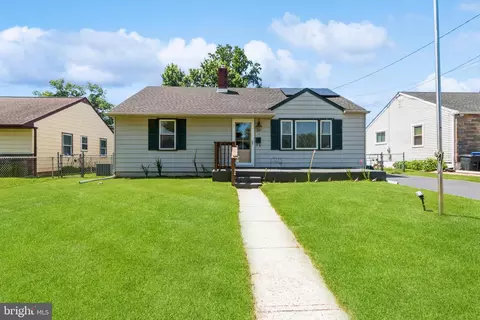 14 Sheldon Rd, Pemberton, NJ 08068