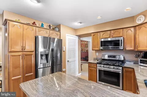 150 Squirrel Tree Ln, Mount Laurel, NJ 08054 photo 14
