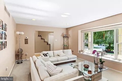 150 Squirrel Tree Ln, Mount Laurel, NJ 08054 photo 10
