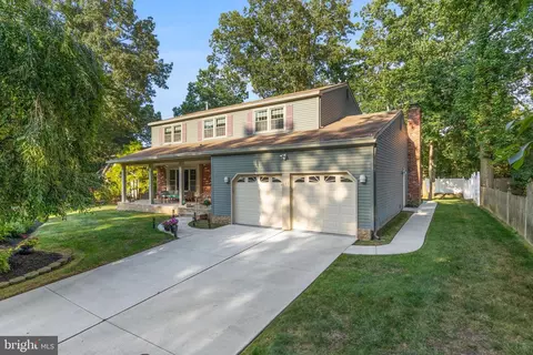 150 Squirrel Tree Ln, Mount Laurel, NJ 08054 photo 2