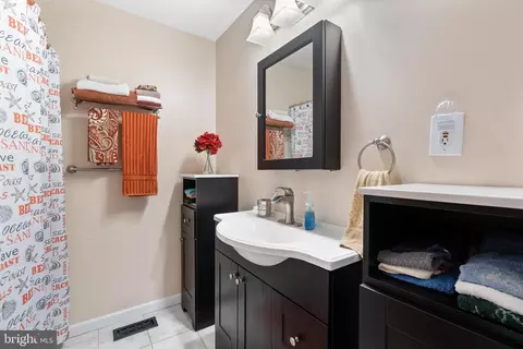 423 Oakland Ave, Maple Shade, NJ 08052 photo 7