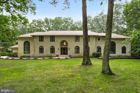 38 Fox Hill Dr, Tabernacle, NJ 08088