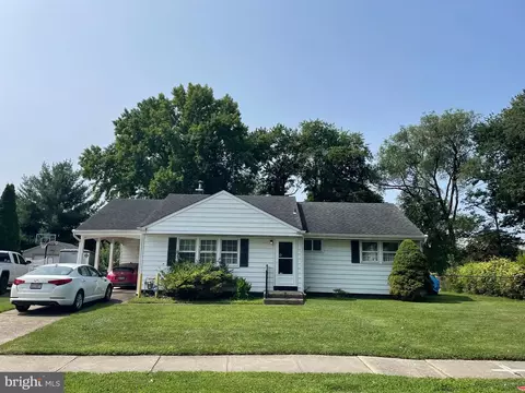 25 King Ave, Marlton, NJ 08053