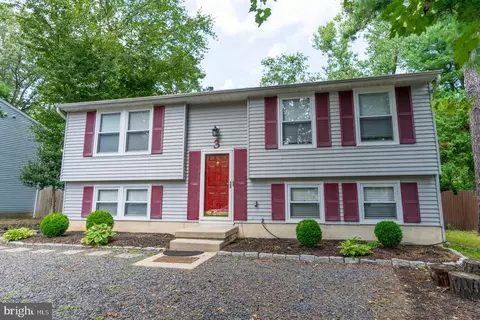 3 Adams Ct, Marlton, NJ 08053