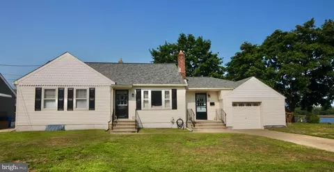 3 9th Ave, Roebling, NJ 08554