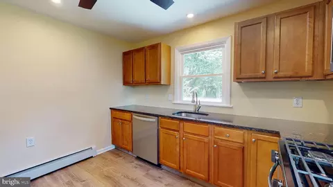 439 E Park Ave, Maple Shade, NJ 08052 photo 13